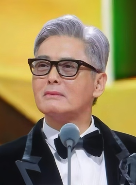 Laurence Paul 方形黑框太阳镜男潮流时尚眼镜框架浅色镜片装饰镜