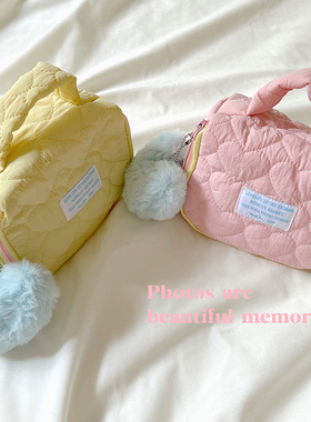 SEEUSODA/原创软萌少女感大容量化妆包可爱毛毛爱心ccd收纳包