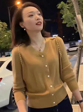 钉珠V领针织衫女宽松显瘦毛衣