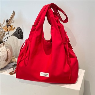 人之初吴飞飞马思纯曲梦唐嫣骄阳似我聂曦光赵今麦叶容同款包包女