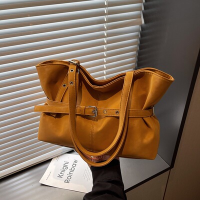 欢乐家长群2唐晓薇戴静巨塔之后宣萱许我耀眼许妍赵露思同款包包