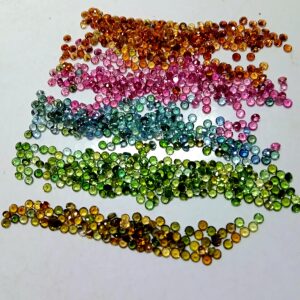 厂家直销天然彩色碧玺戒面钻石形状 2.5mm一件10颗