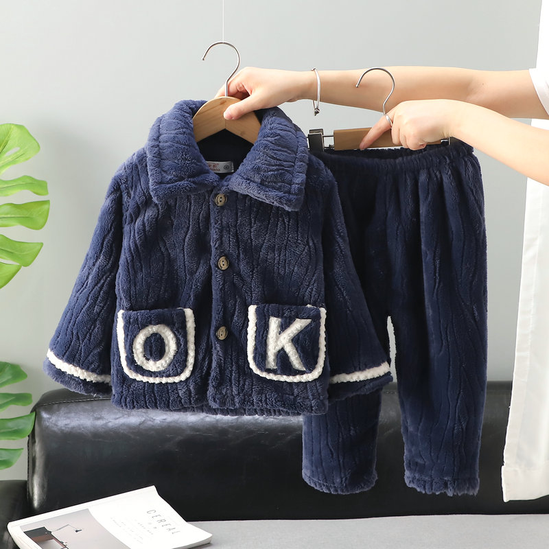 法兰绒休闲聚酯纤维春秋家居服