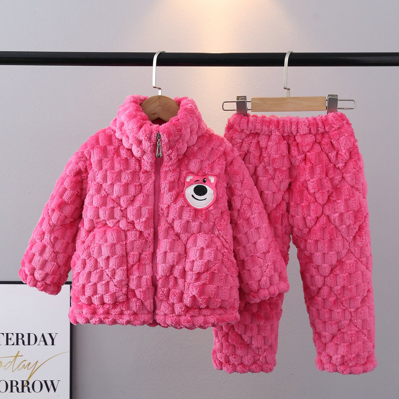 聚酯纤维休闲金龟绒冬季家居服