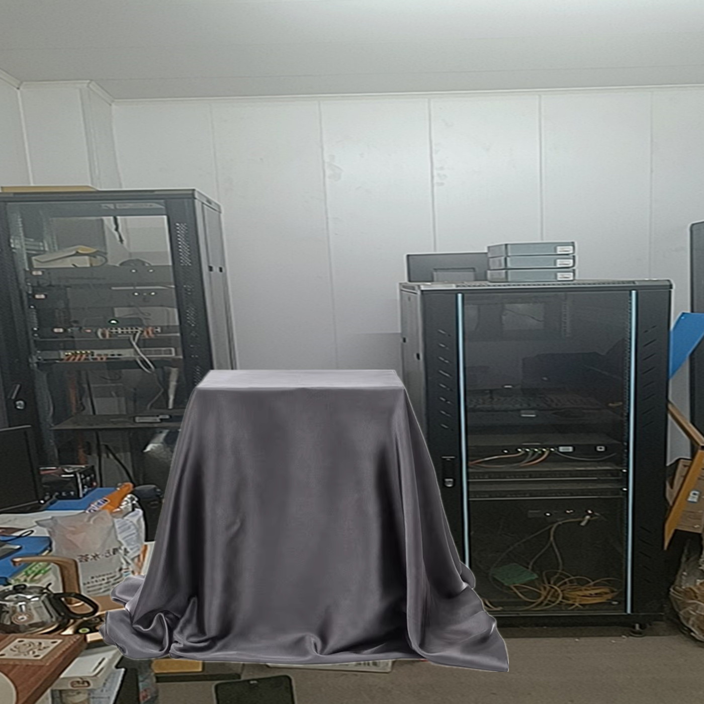 网络交换机防辐射遮挡布图片