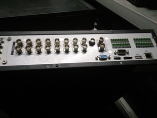 拆机华 H系列16路硬盘录像机 DVR1604HF 8011678 装 主板