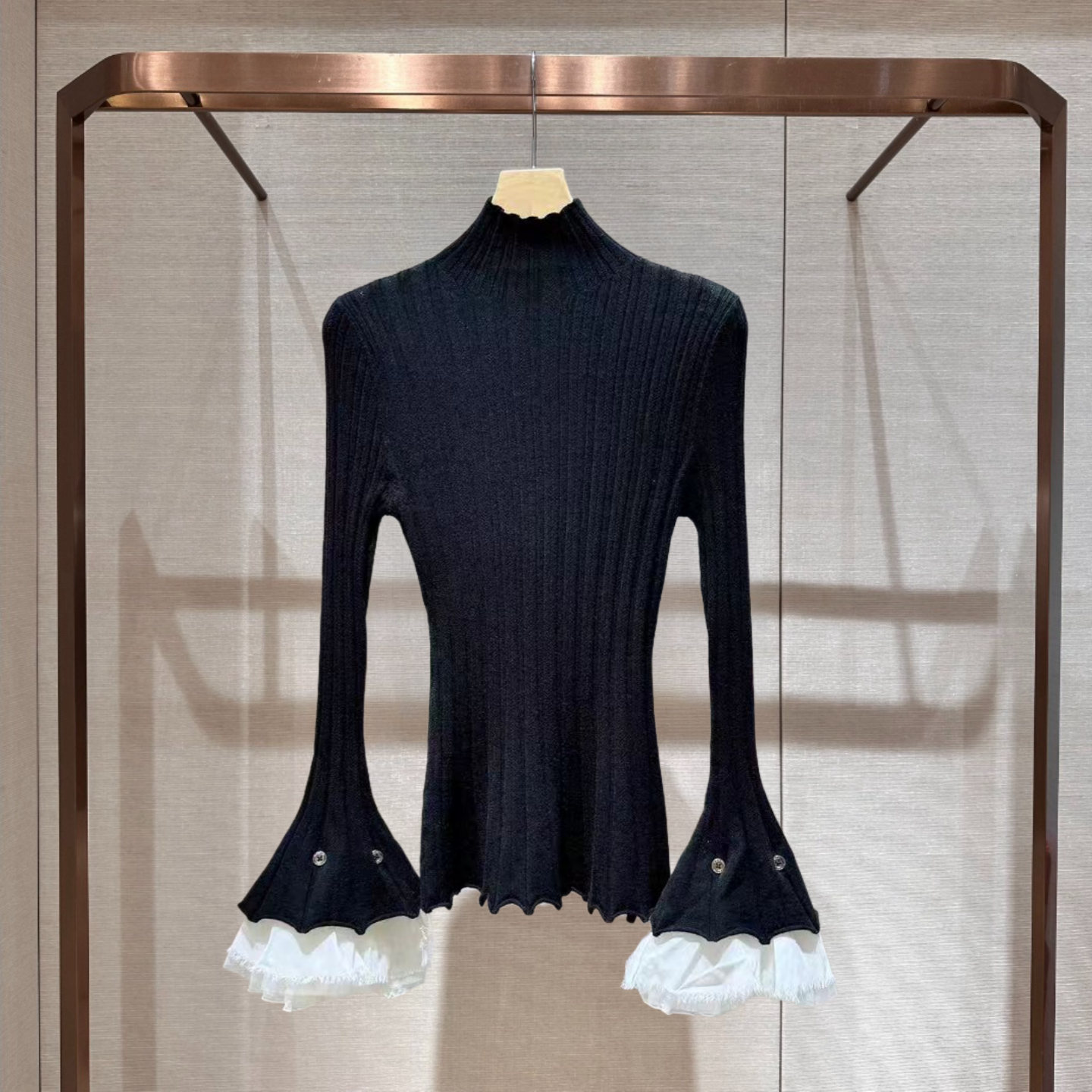 卓雅资25冬季半高领喇叭袖针织衫