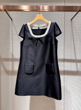 2026夏季新款方领撞色拼接珍珠荷叶边泡泡袖直筒连衣裙女XSJ3L17D