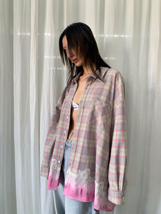 DRESS TAIL PLAID FOURFORTY SHIRT开春甜甜 蕾丝格纹慵懒大衬衫