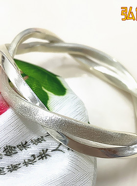 弘霞客时尚女足银莫比乌斯环手镯