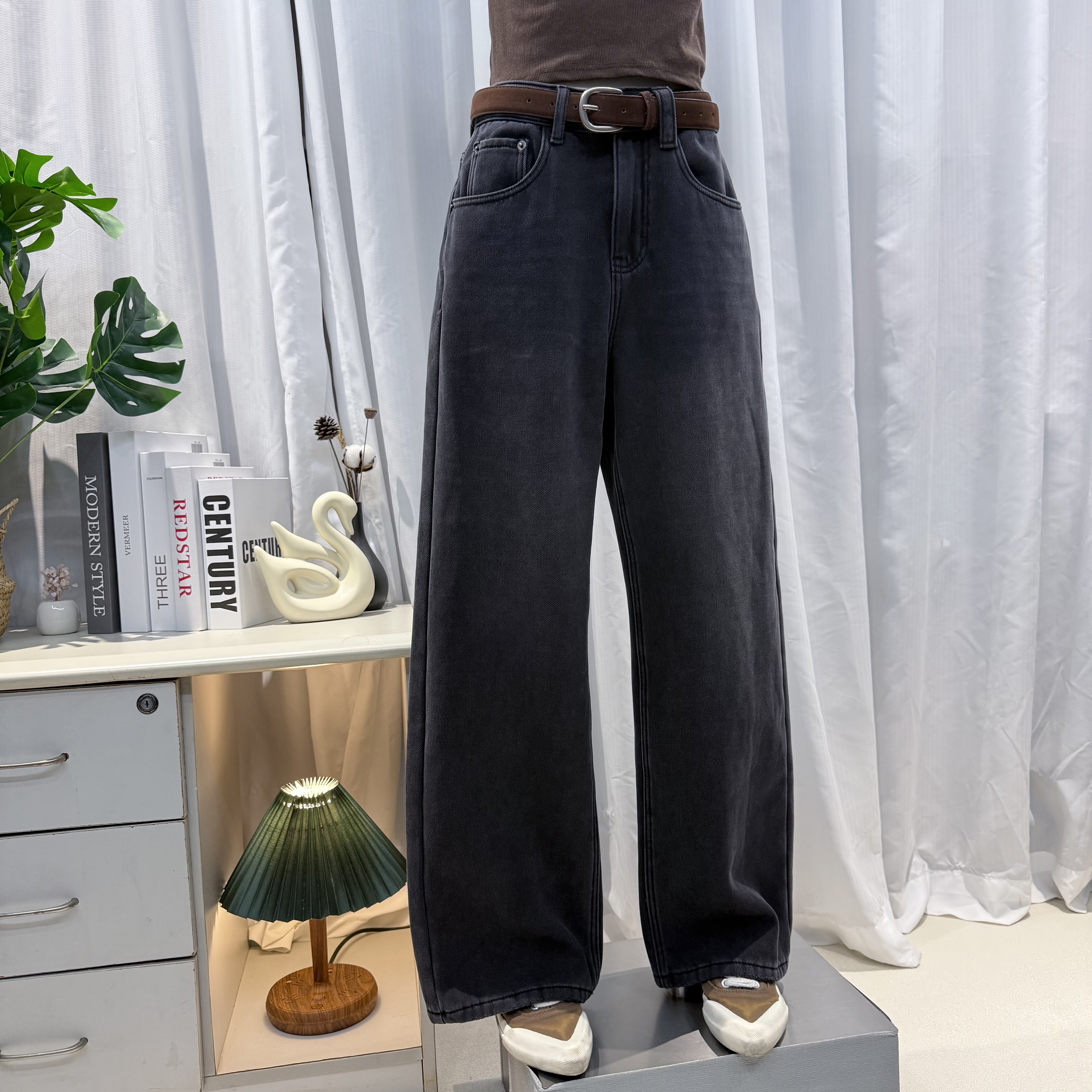 JEANS7577冬季复合绒牛仔裤2025新款无弹高腰窄版阔腿直筒长裤女M