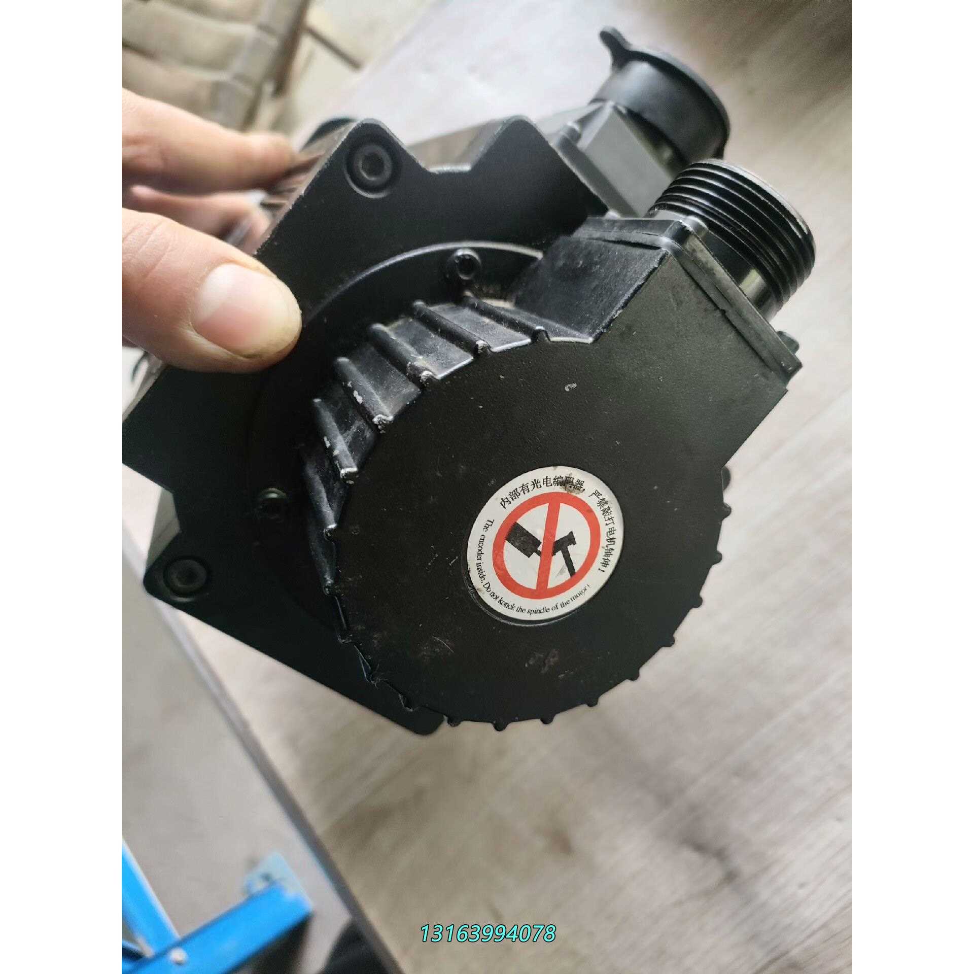 130DNMA2-0001AKAM 东菱伺服电机，二手拆机一议价