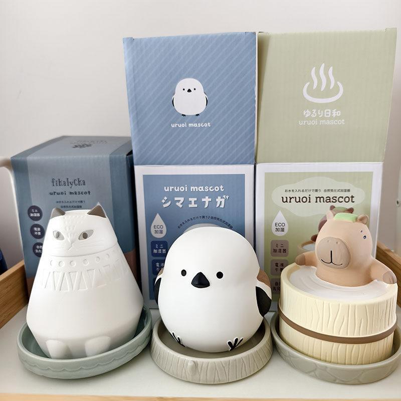 正版decole山雀水豚加湿器摆件