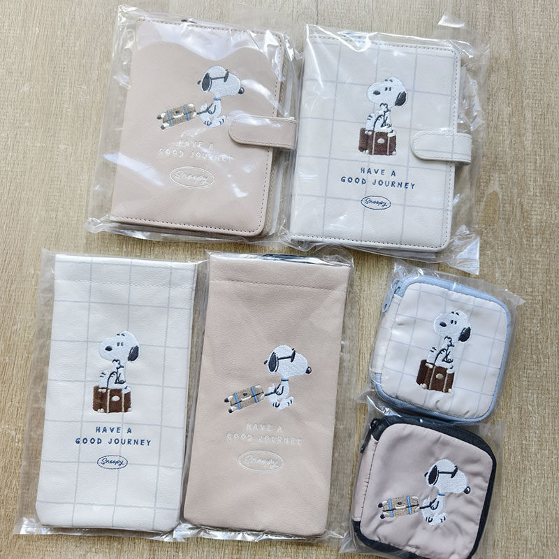 日本snoopy史努比首饰包护照夹