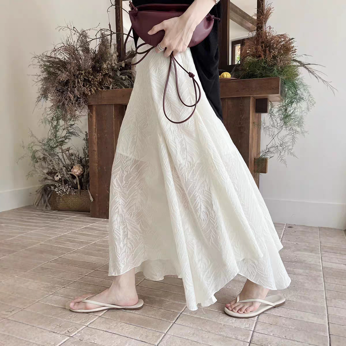 GRACETINA HOO｜法式浪漫高级感通勤｜毛感提花不规则半身裙女夏