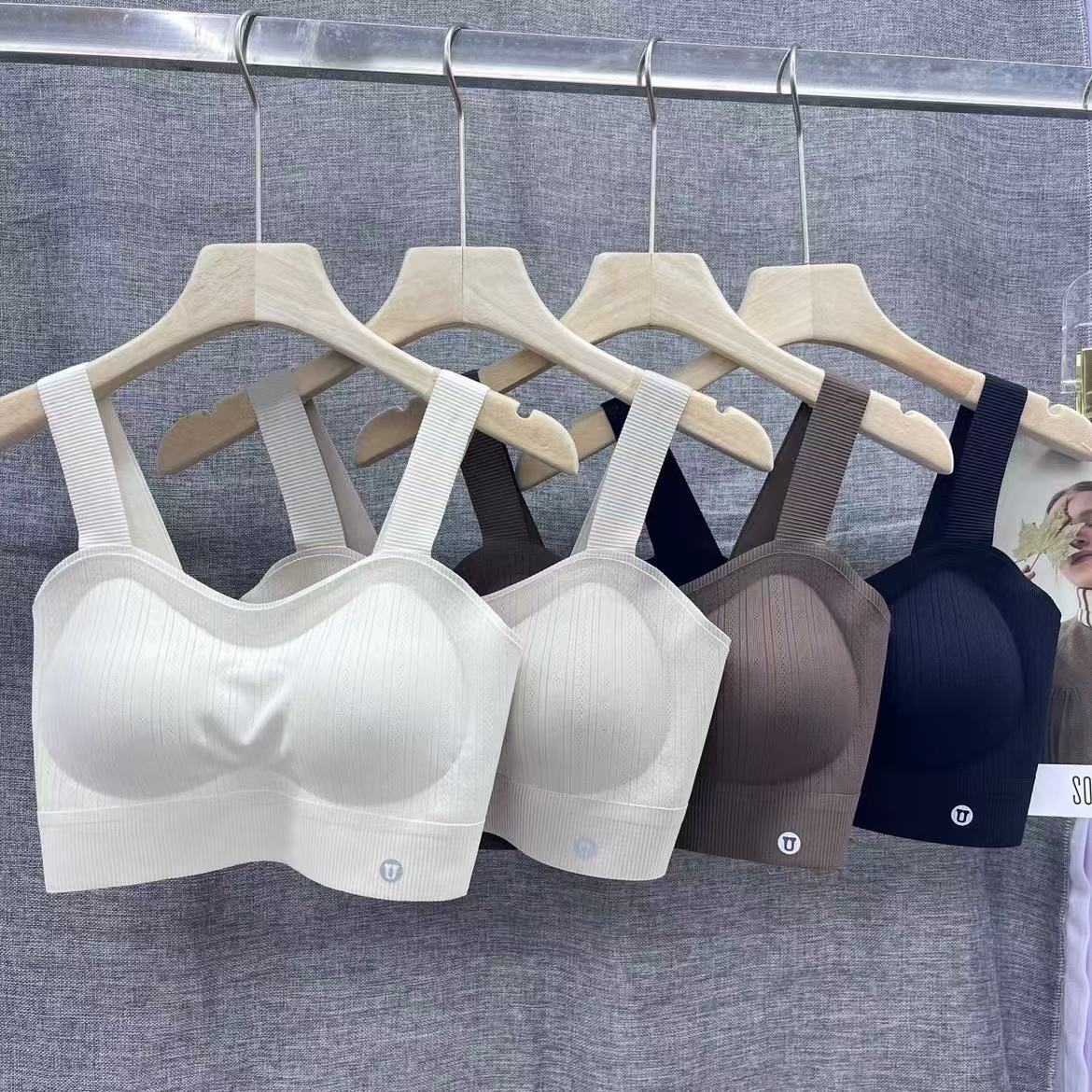 无痕美背固定杯垫聚拢收副乳抹胸