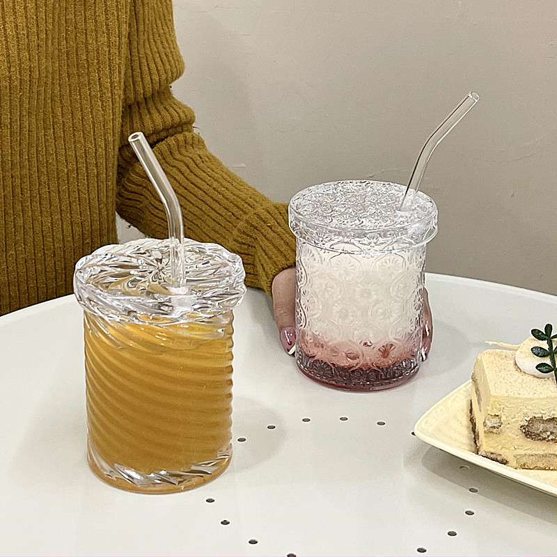 复古ins风浮雕带盖吸管杯冰美式咖啡杯气泡水杯玻璃牛奶杯果汁杯