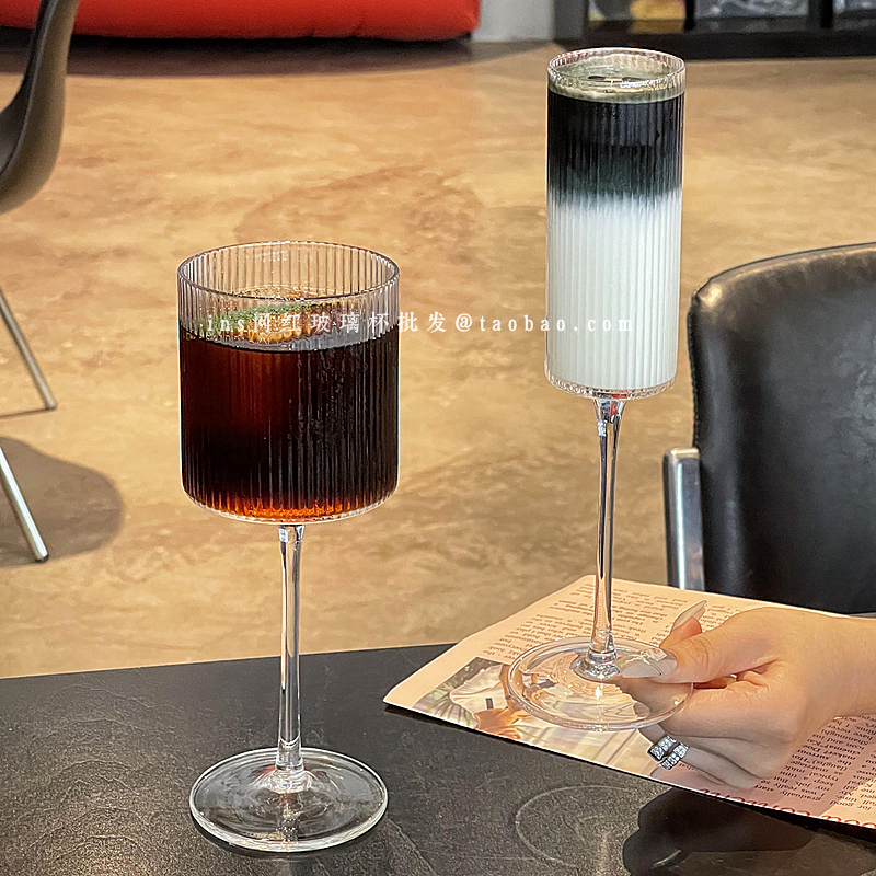 北欧复古ins直筒竖纹葡萄酒杯高颜值甜酒气泡水杯 果汁高脚咖啡杯