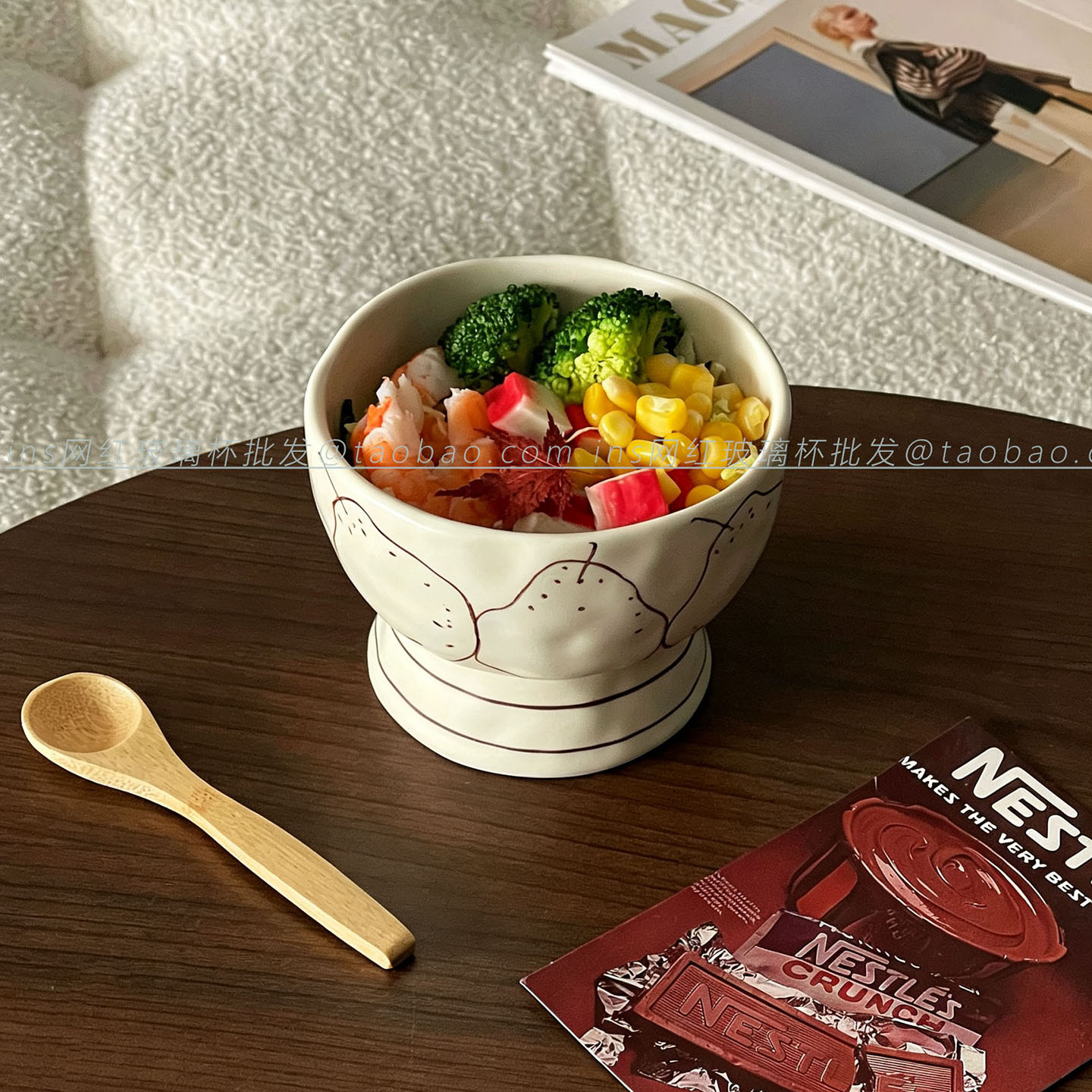 手绘梨子图案可爱陶瓷马克杯