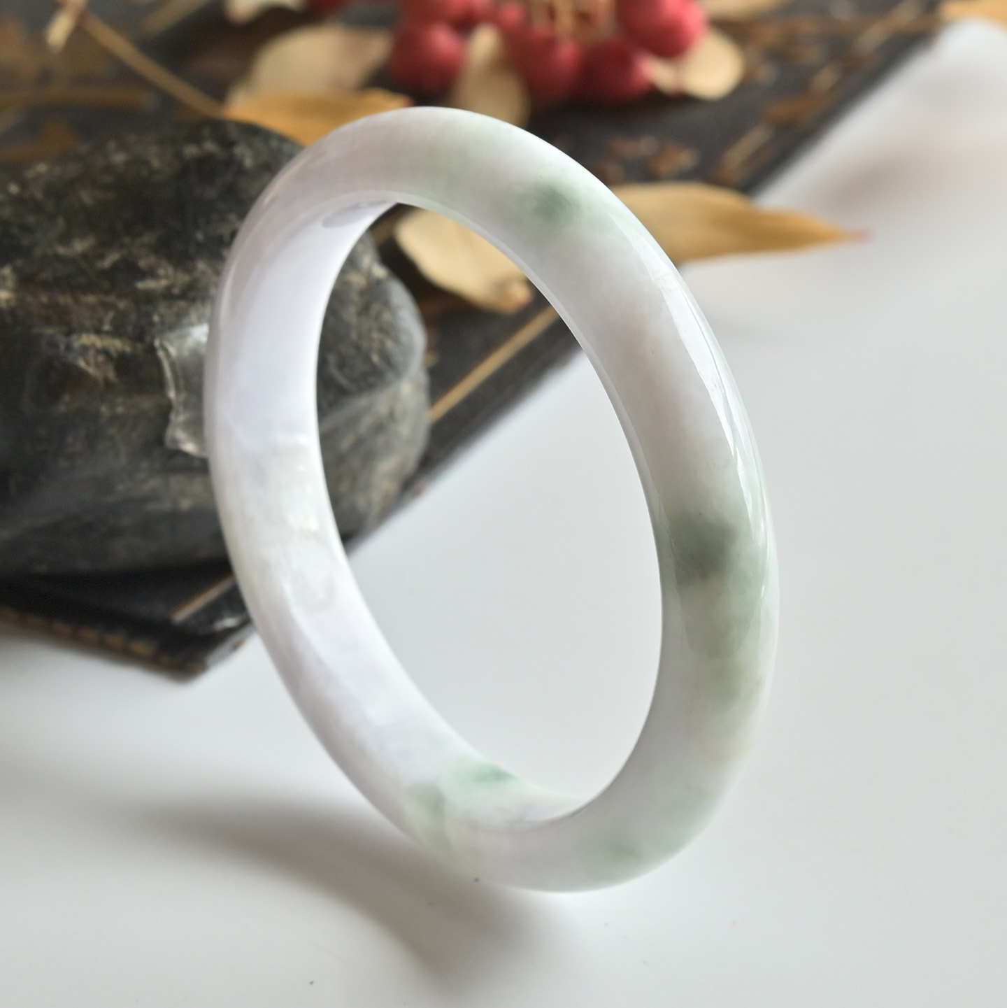 清仓天然a货翡翠手镯53.8糯种小清新玉镯子椭圆缅甸玉手镯贵妃镯