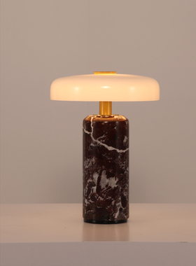 丹麦Trip Carrara便携式充电台灯客厅卧室床头大理石高级感氛围灯