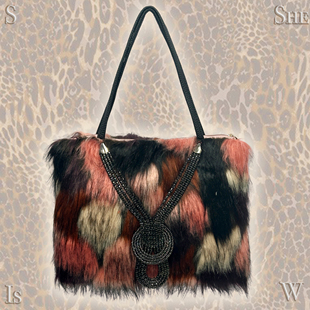 古早欧美日系复古金属装 饰毛毛手提包女