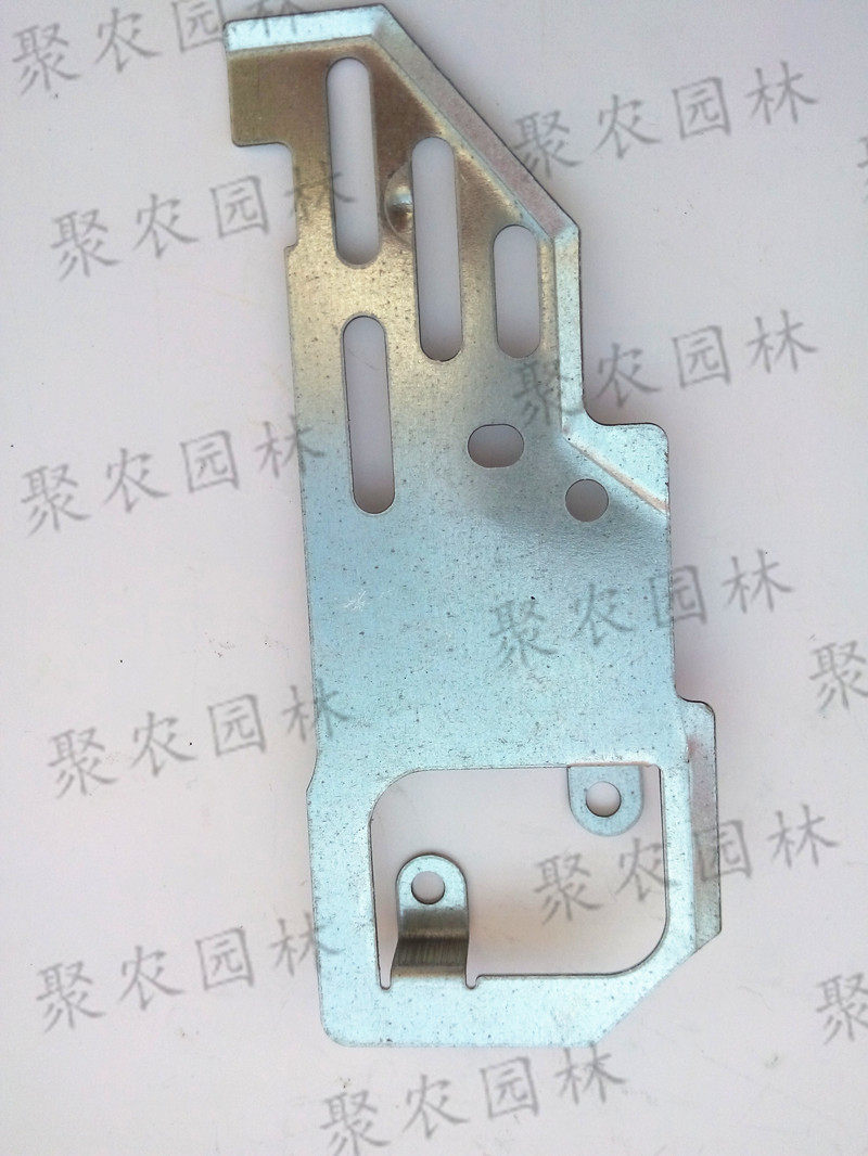 聚农园林139割草机进气管挡杂片 四冲程发动机配件 园林机械配件