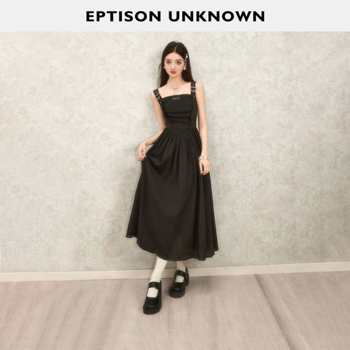 Eptison修身甜辣风背带长裙