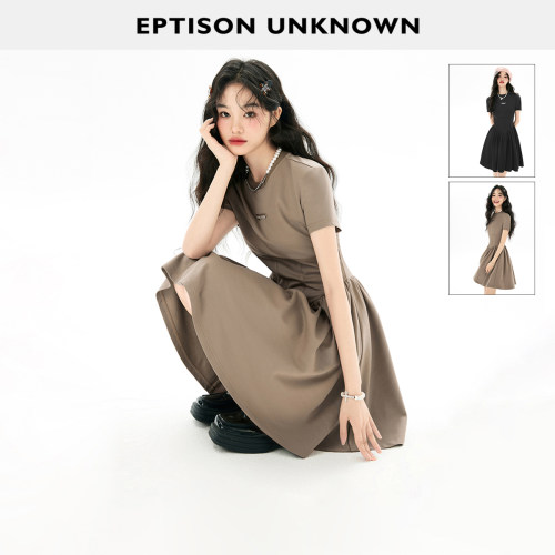eptison圆领修身短袖连衣裙
