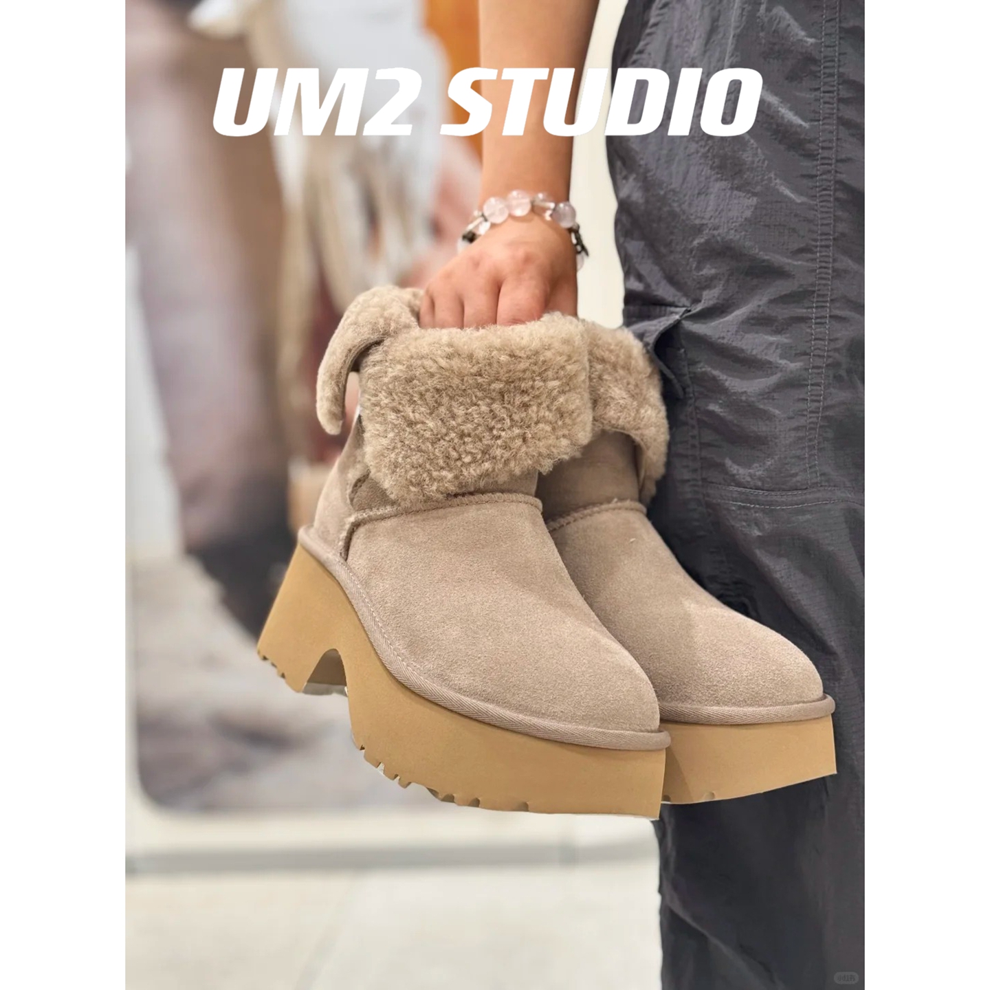 UM2坡跟7cm翻折羊皮毛一体雪地靴