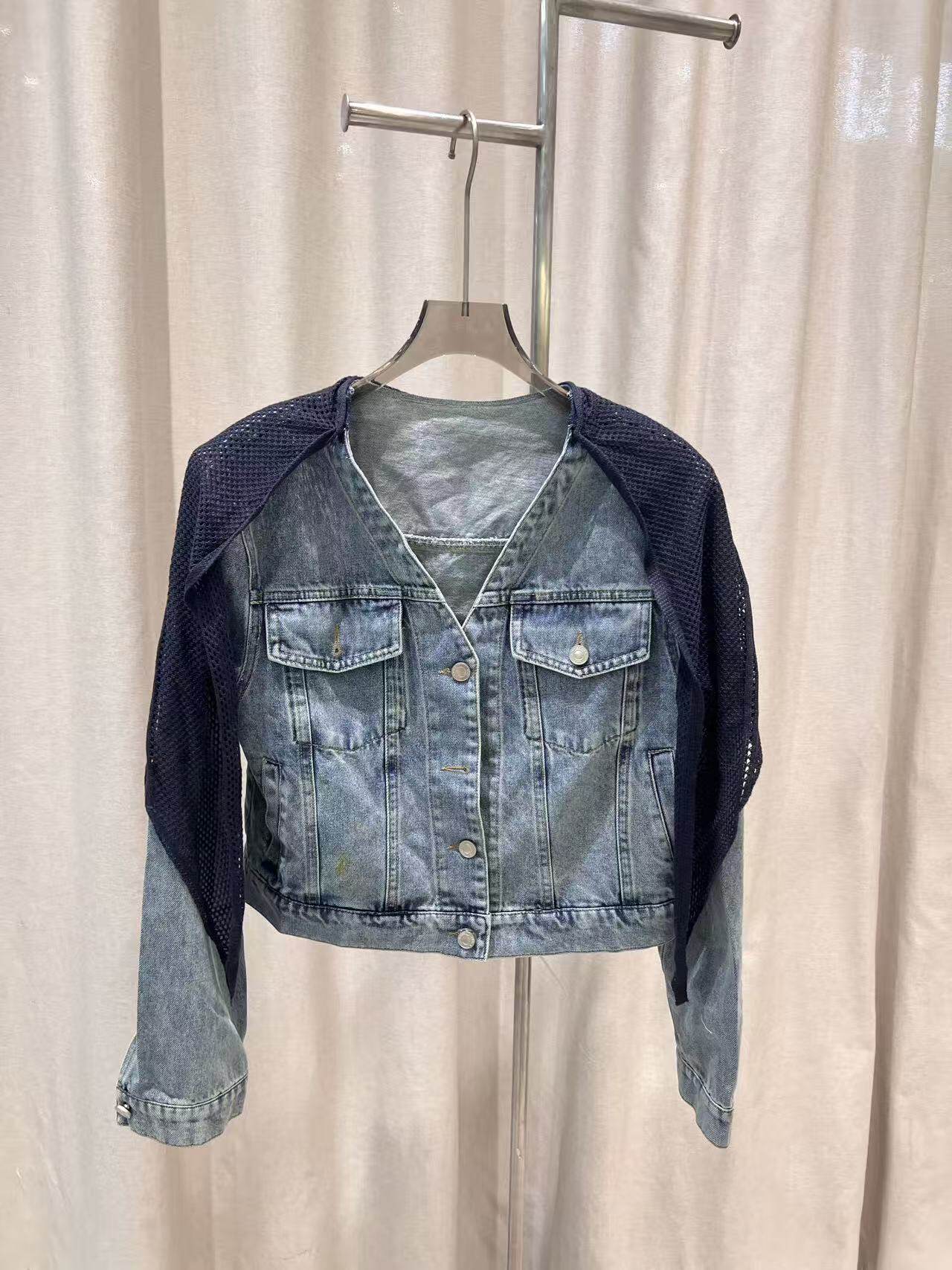 春新款复古港风设计感V领单排扣系带宽松小众牛仔外套上衣带披肩