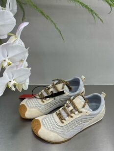 SGIRLTWTW2026女鞋新款四季通勤复古德训鞋 平底舒适户外登山鞋潮