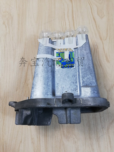 适用宝马7系F02大灯模块730转向灯740转弯灯750模块760光源信号灯
