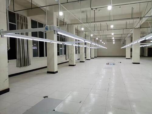 【母线槽桥架】服装厂照明母线动力组裁剪滑轮轨道灯管全新定制