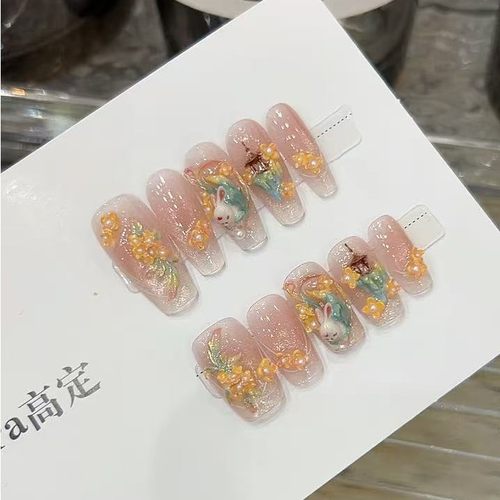 玉兔揽先亭立体兔子雕花中秋款显白气质纯手工穿戴甲新中式美甲