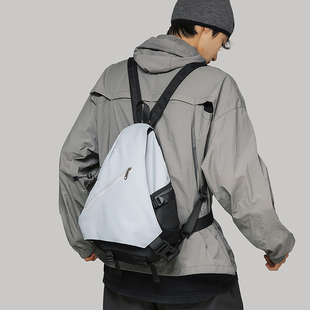 休闲大容量胸包弓箭包户外登山运动双肩包斜挎包男单肩包女骑行包