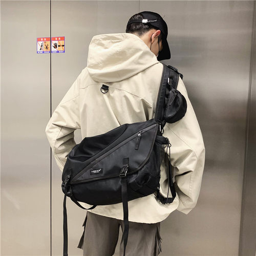 潮牌嘻哈学生休闲风机能死飞背包