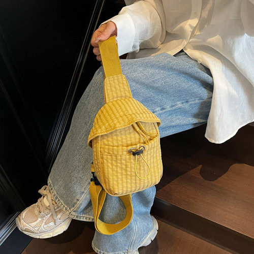 EPSIN日韩格子轻便斜挎手机包女