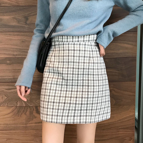 Actual Shot of New Chequered Wool Half-length Skirt in Autumn and Winter of 2018 High waist A-shaped Hundred Short Skirt Student Skirt