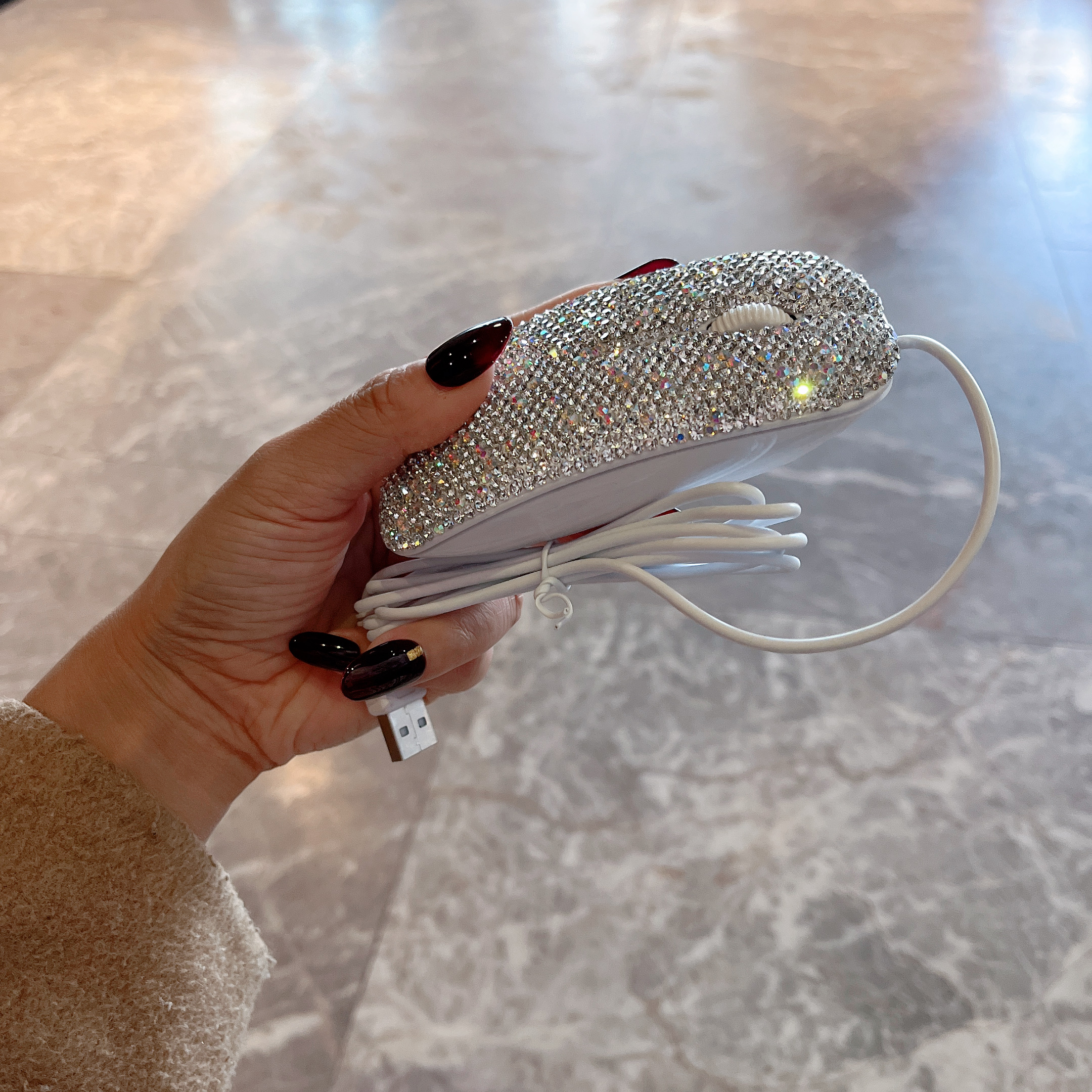 高颜值创意个性鼠标奢华镶钻有线无声usb笔记本台式电脑鼠标静音