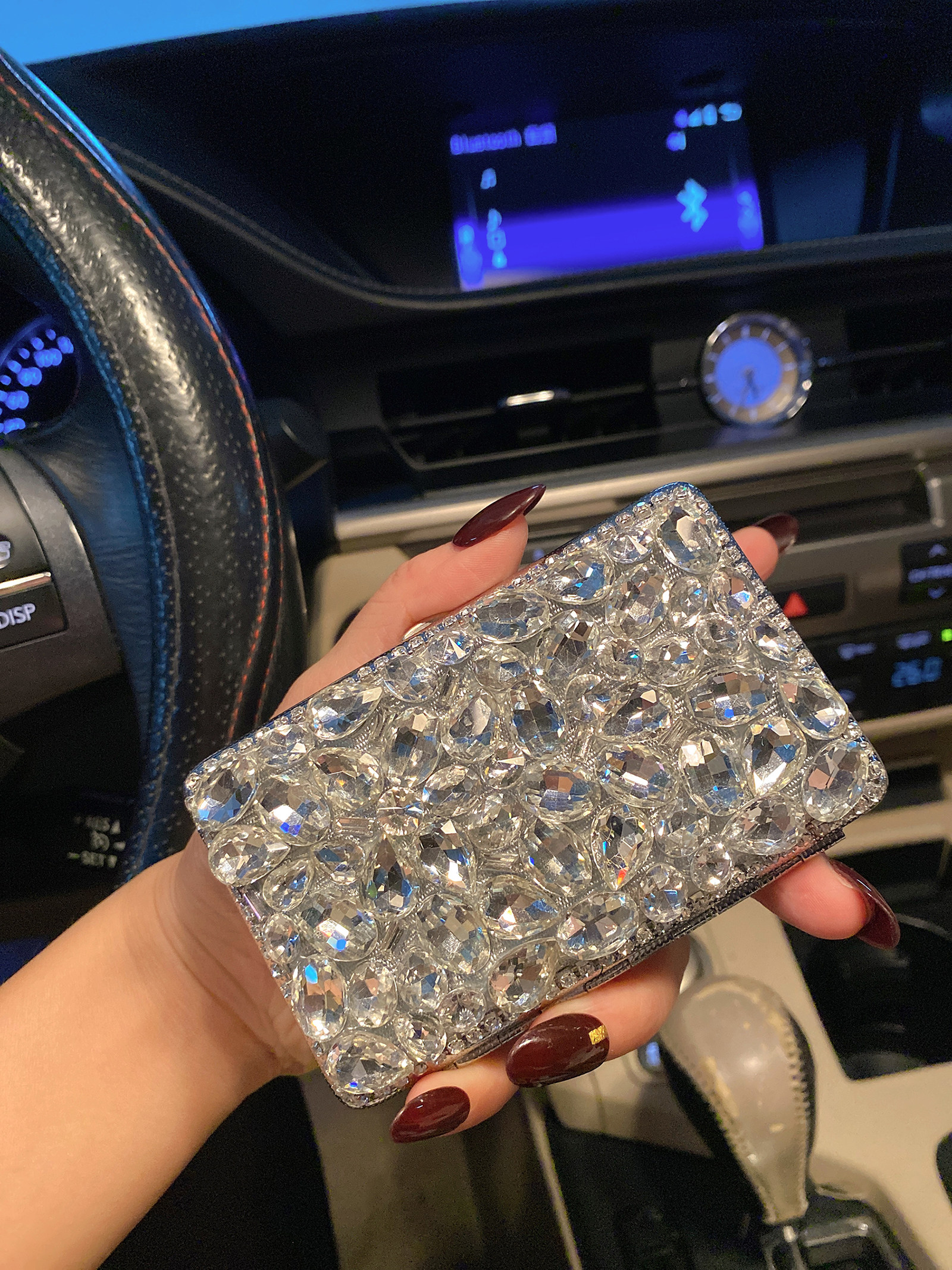 网红镶钻不锈钢烟盒20支装高颜值奢华便携个性翻盖香烟盒精致礼品