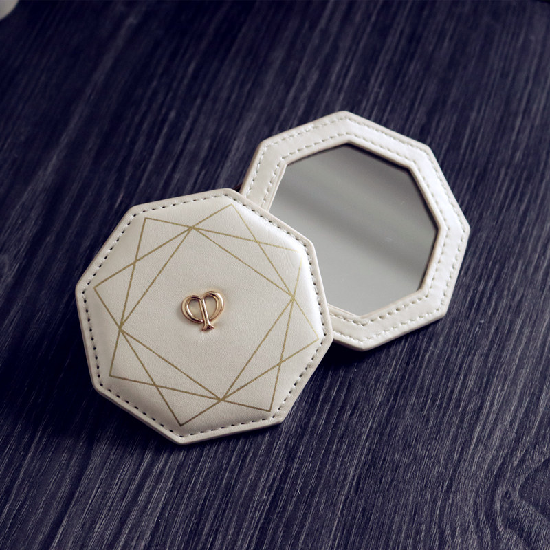 CPB化妆镜时尚pu皮面镜韩国创意女士随身化妆镜迷你便携小镜子,家庭/个人清洁工具,随身化妆镜,淘宝优惠券,粉丝福利购,淘宝优惠卷