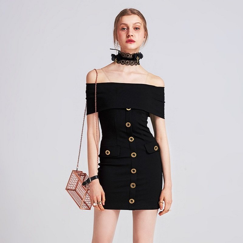 欧美性感一字领露肩背礼服轻奢小众高端级气质显瘦收腰包臀连衣裙