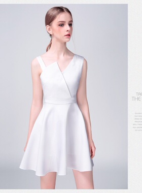 欧美性感V领白色礼服女轻奢小众高端级气质晚宴年会A字蓬蓬连衣裙
