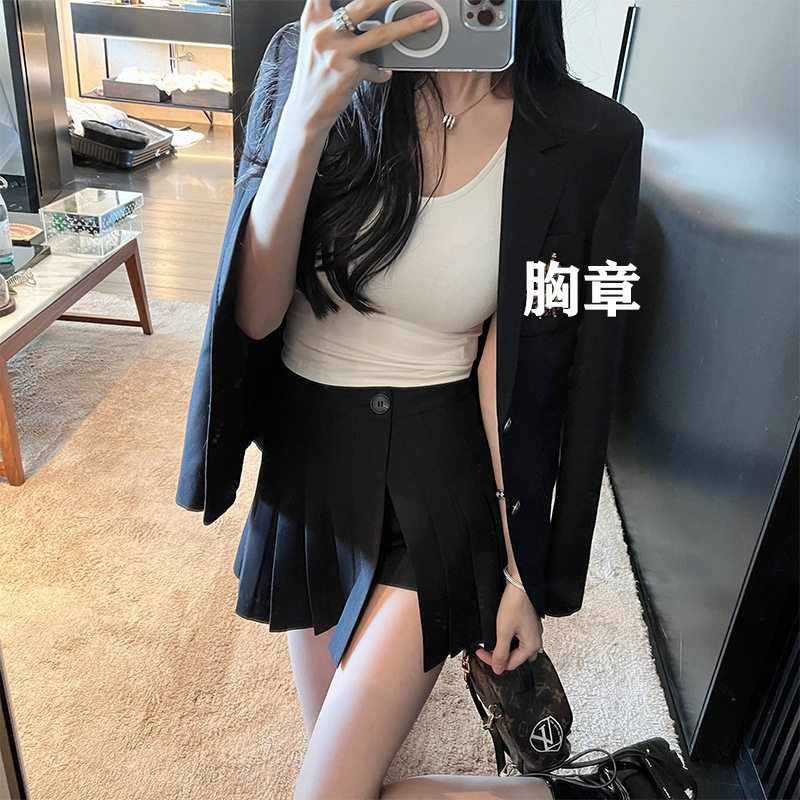 法式秋冬复古休闲chic西装气质名媛小众设计高级感香港风胸章外套