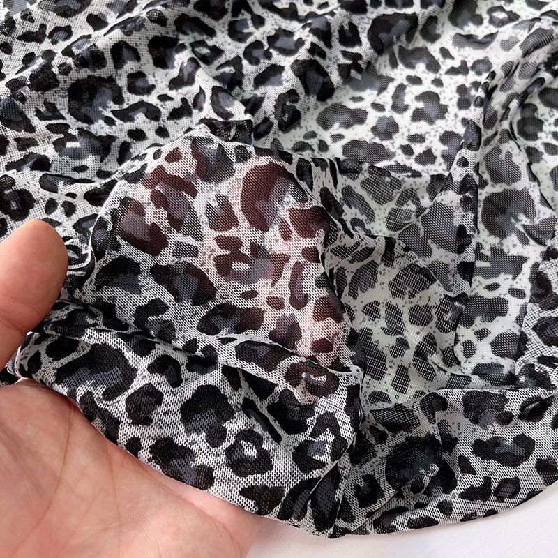 网纱服装现代风印花网纱布料