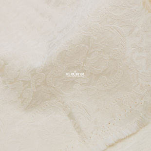 复古米黄色提花布料春季立体花纹外套裤子连衣裙服装设计师面料