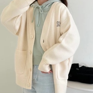 韩国代购Wacky willy小飞人毛衣针织开衫男女同款V领简约外套秋冬