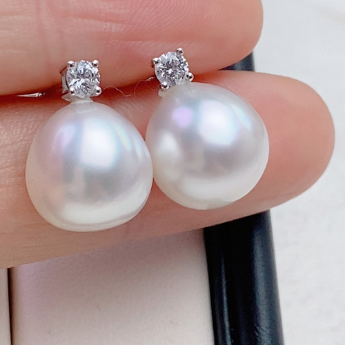 12mm极光澳白耳钉，18K王妃款