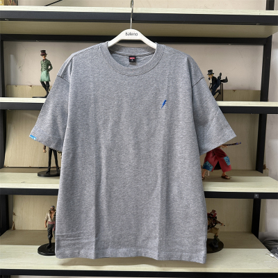 班尼路男装夏季新款简约纯棉圆领闪电刺绣宽松短袖T恤8822101M011